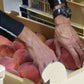 【産地直送・送料込み!!】山梨県笛吹市の「宝桃園」さんから朝採れた旬の桃をその日のうちに発送！桃2kgBOX